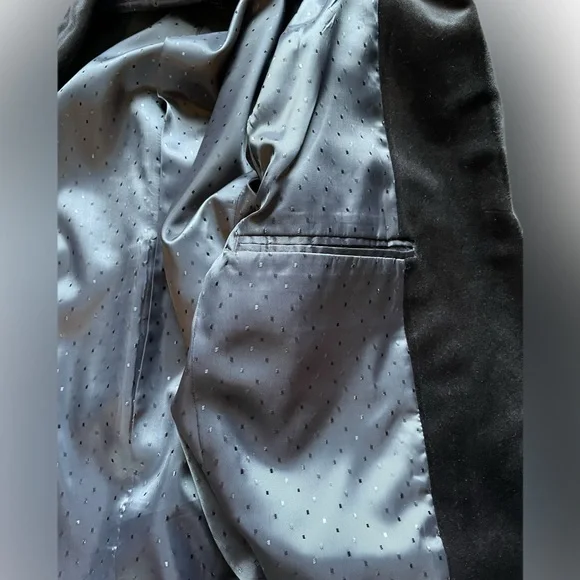 Macy’s INC Medium Tuxedo Suit Lavender Tuxedos